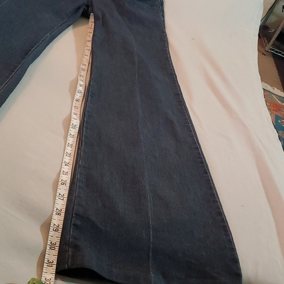 Michael Kors Denim Dark Blue Jeans Wide Leg Pants Size 6 Two Buttons 5 Pockets - Picture 5 of 10